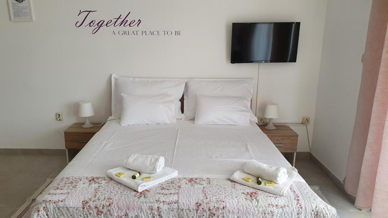 Batkoski Apartments Đảo Pag Ngoại thất bức ảnh