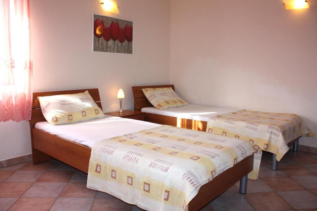 Batkoski Apartments Đảo Pag Ngoại thất bức ảnh