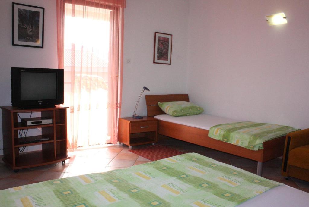 Batkoski Apartments Đảo Pag Ngoại thất bức ảnh